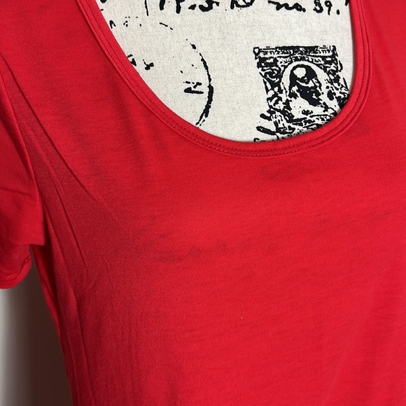 LuLaRoe Classic T - Picture 2 of 5